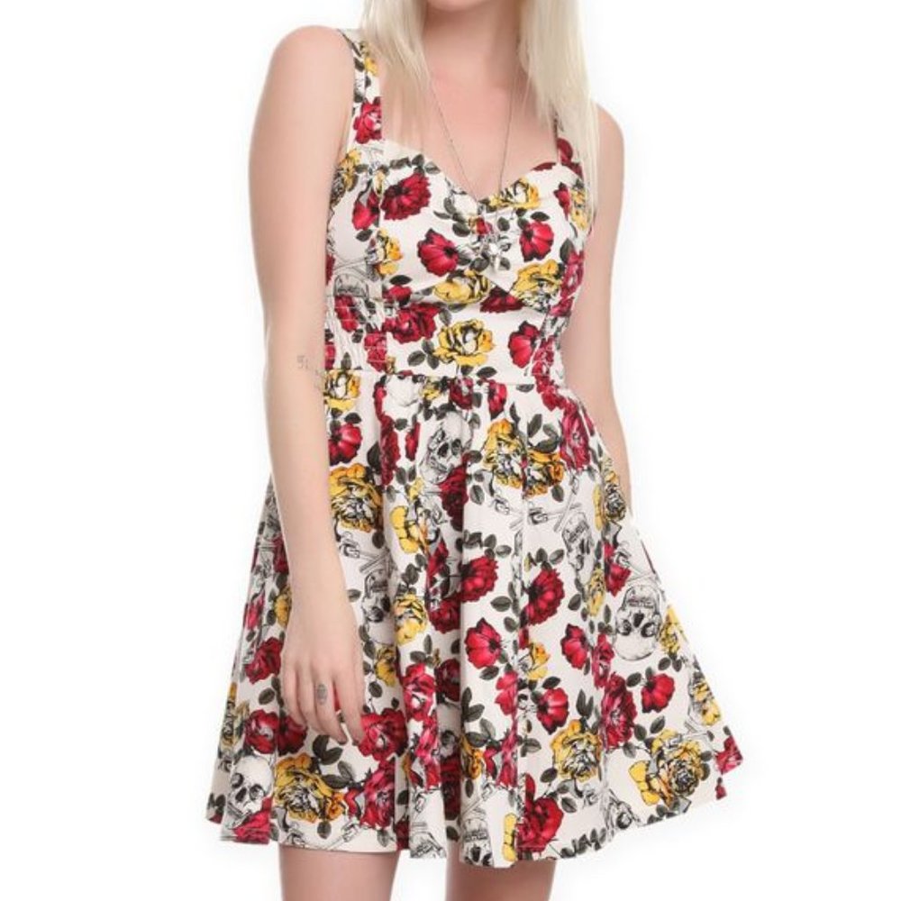 Hot Topic DRESS SKULLs + ROSES Rockabilly Punk Red Yellow rose Guns Print XL